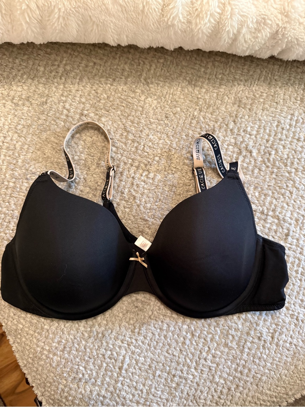 Cacique Black T-Shirt Bra with Branded Straps 44C - Picture 2 of 3